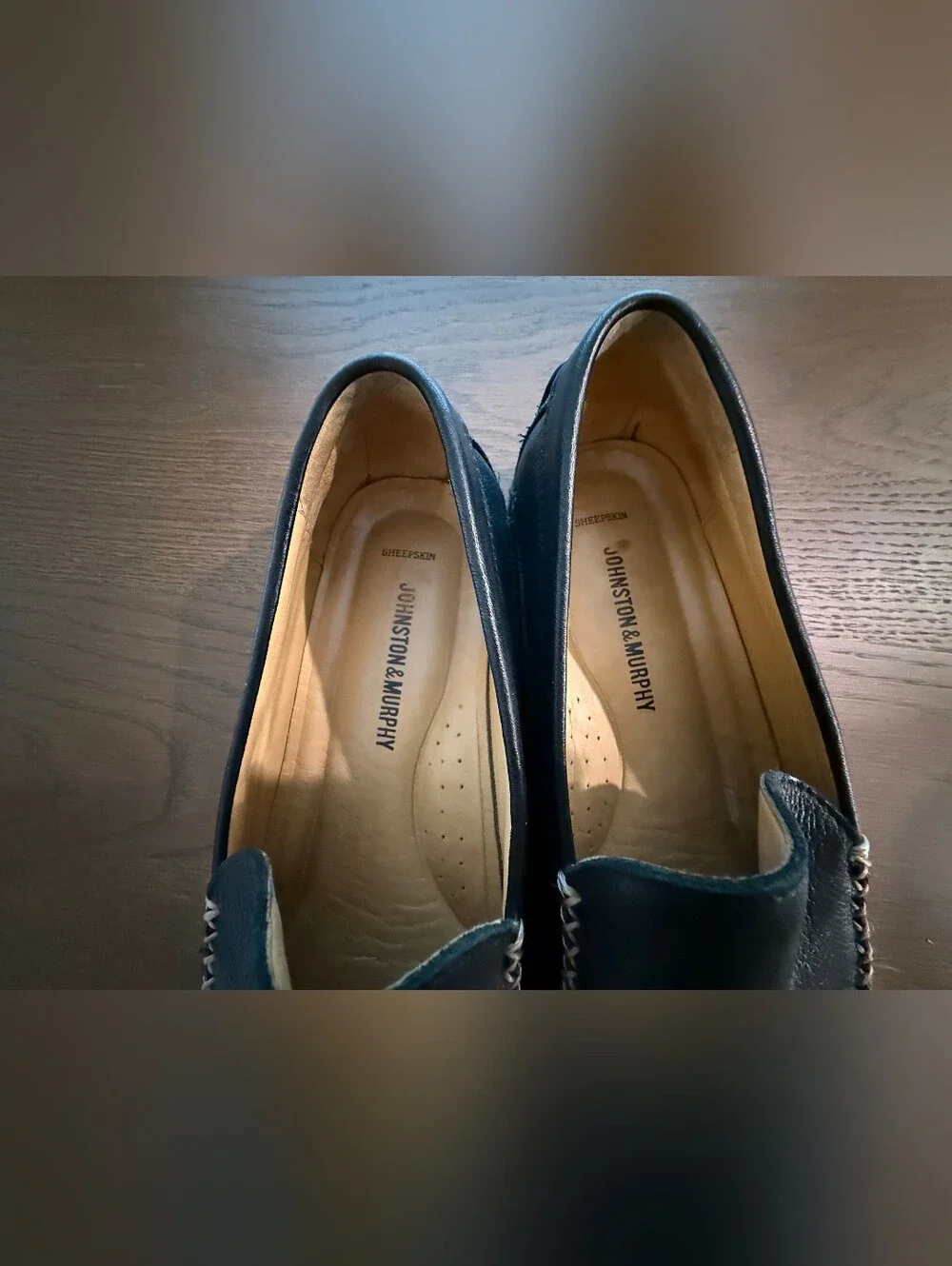 Johnston & Murphy Black Sheepskin Loafers Size 9